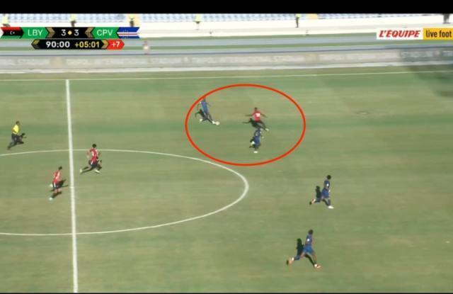 唐佳丽夺冠,机场泪洒,球迷心声酸,永利皇宫app,永利皇宫app官网入口,永利皇宫app官网首页,永利皇宫app官网