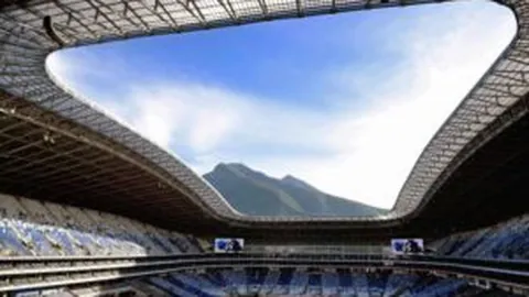 巴黎前主教练：支持球队对姆巴佩的保留决定，呼吁球员尊重俱乐部、恪守协议、感恩球迷厚爱